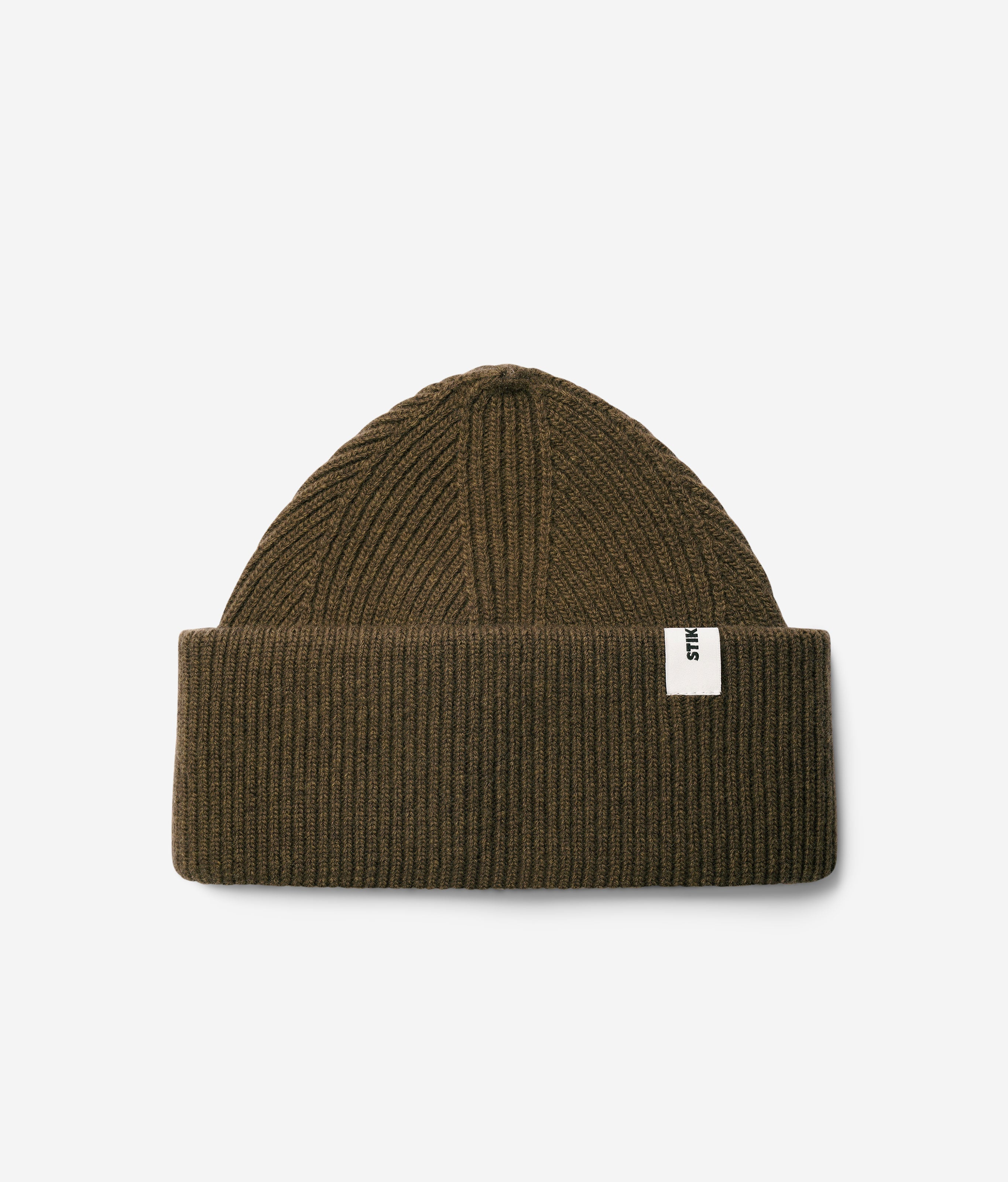 Ivy Beanie 01 oversized rib-knit merino wool beanie with double cuff, flat lay