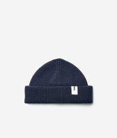 Navy Beanie 03 short-fit fisherman beanie in merino wool, product view