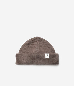 Taupe Beanie 03 short-fit fisherman beanie in merino wool, product view